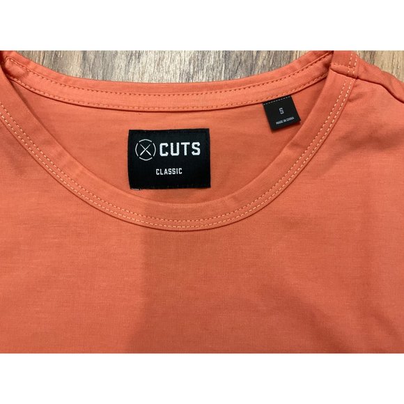 New Never Worn Men's CUTS AO Universal Curve-Hem Orange Tee Small - Picture 6 of 12